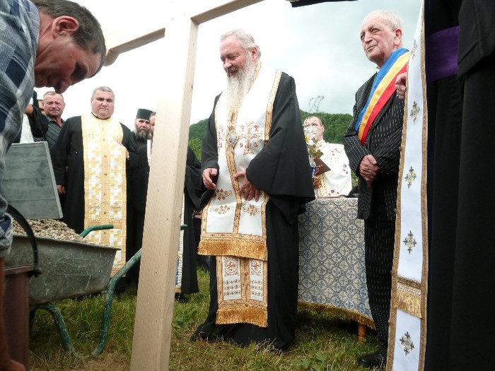 P1060679 - 7____ ISTORIA UNEI BISERICI