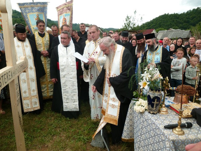 P1060684 - 7____ ISTORIA UNEI BISERICI