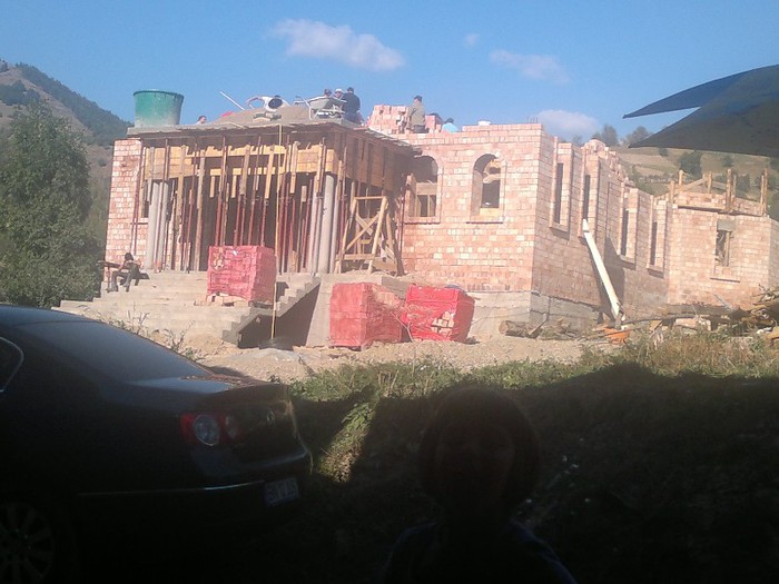 100920121822 - 7____ ISTORIA UNEI BISERICI