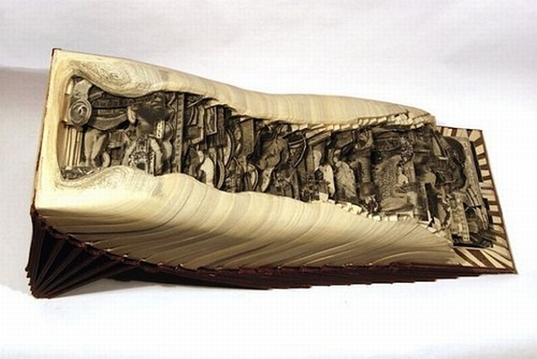 arta-interesanta-realizata-din-carti-07 - Sculpturi in carti