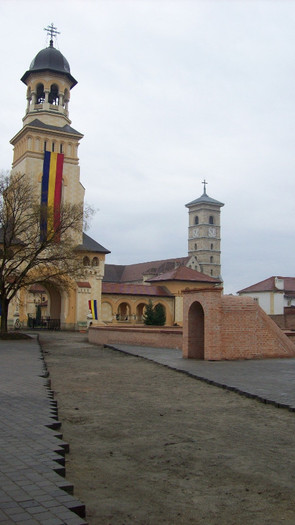 100_2793 - Prin centrul istoric al Cetatii Alba Iulia