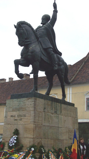 100_2815 - Prin centrul istoric al Cetatii Alba Iulia