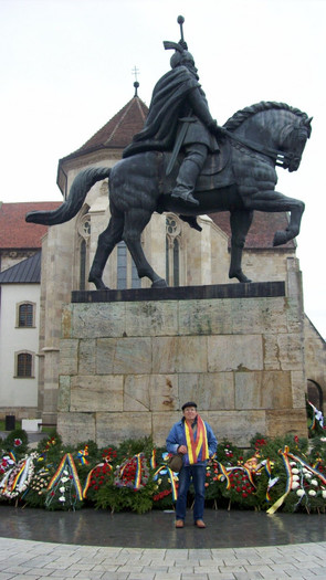 100_2854 - Prin centrul istoric al Cetatii Alba Iulia