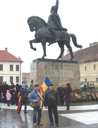 100_2821 - Prin centrul istoric al Cetatii Alba Iulia