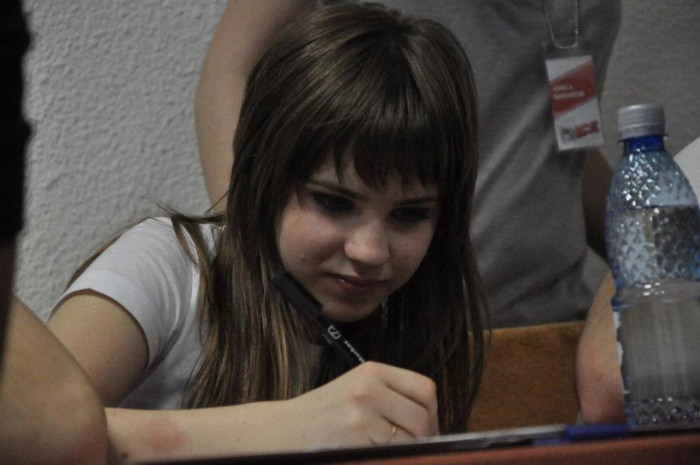 546548_283997645007670_171097646297671_653869_1922674243_n