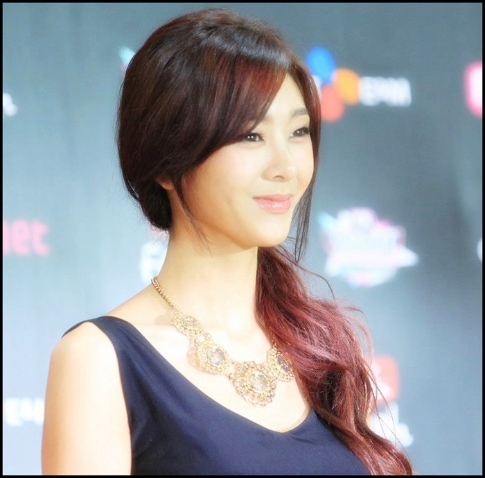 Hey :-h Ce cauti Ji Woo? :-? - Xx Episodul-79 xX