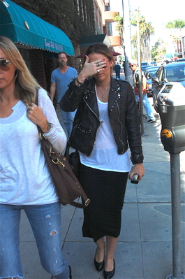 normal_10 - Leaving a Medical Center in Beverly Hills 2011
