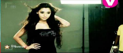  - sara khan21