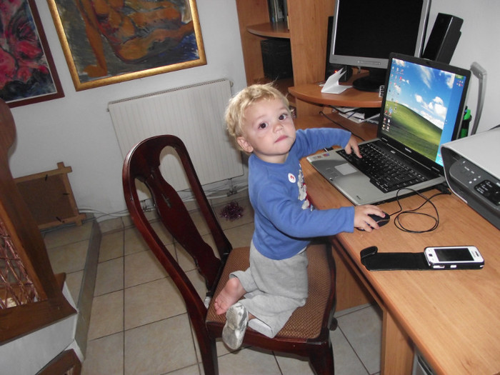 poze  TOAMNA 2012 088; Doru baietelul meu
