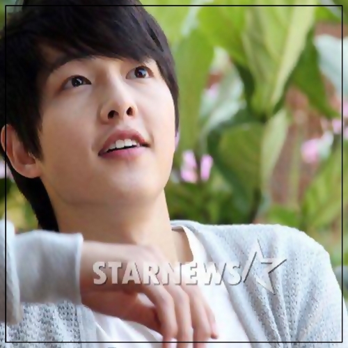 ;- Nuu..nu o sa se supere.:).acum..vreau sa iti vad zambetelul acela frumos.:o3.:x - Oo JoongKi l Room Oo