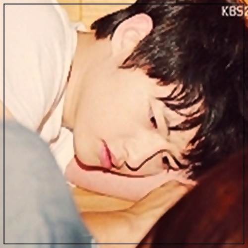 ;- |adoarme| - Oo JoongKi l Room Oo