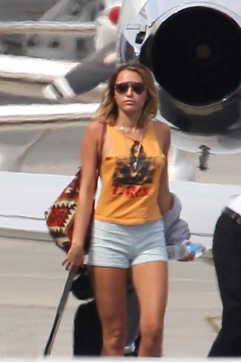 normal_10 - Boarding a Private Jet in Los Angeles