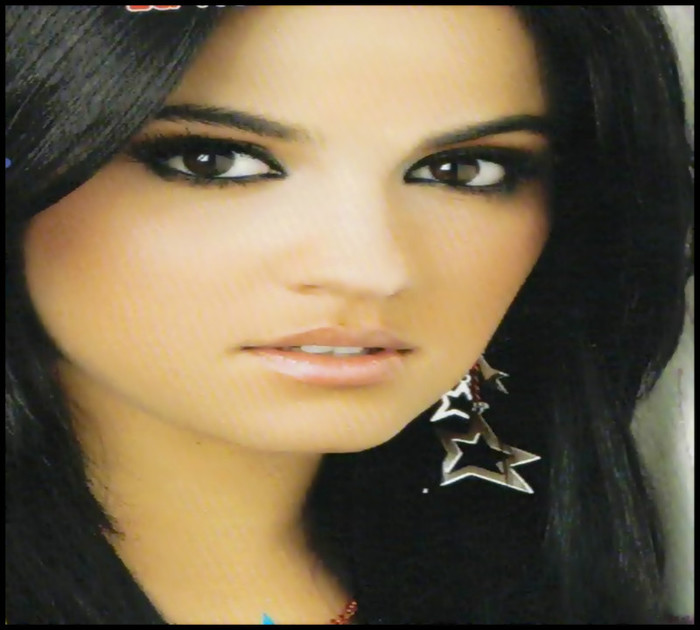 own ShonaRashmi - l-Maite Perroni