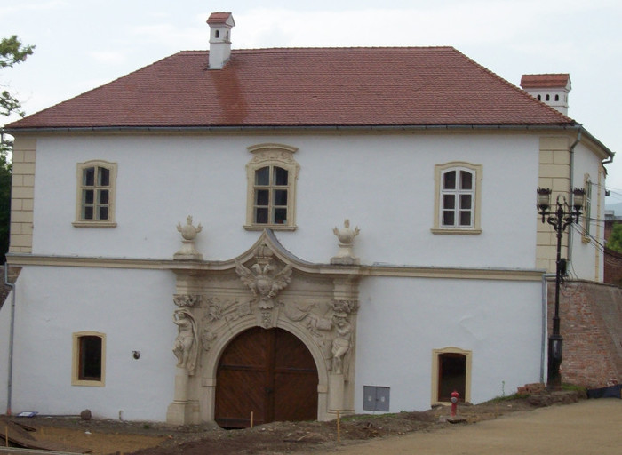 POARTA A PATRA A CETATII . - Cetatea Alba Iulia