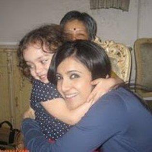 389389_182043835220127_1212596412_n - xxShilpaxx