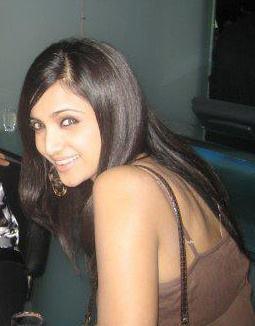 394743_206630159428161_2107974522_n - xxShilpaxx