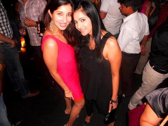 550382_305429839548192_1128226144_n - xxShilpaxx