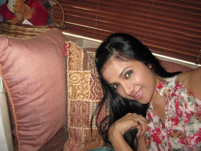578102_289035874520922_1221611525_n - xxShilpaxx