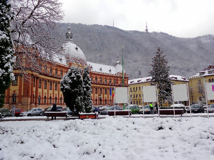 DSC00450-001 - Prima zapada la Brasov de Sf Nicolae 2012