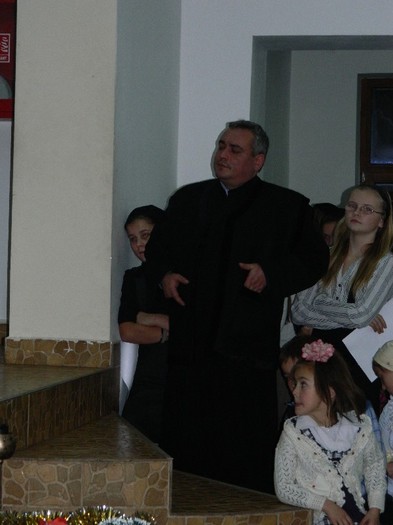 DSCN1266 - 0001 SFANTUL NICOLAE 2012