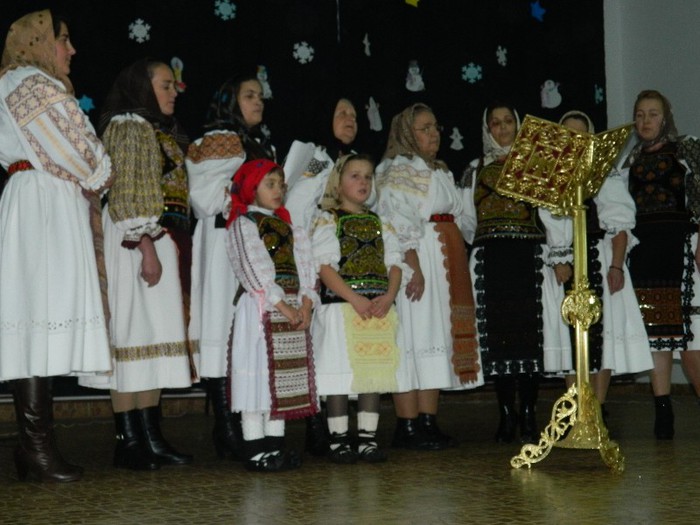 DSCN1268 - 0001 SFANTUL NICOLAE 2012