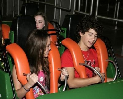 six15 - Introducing the Jonas Brothers at Six Flags 2007