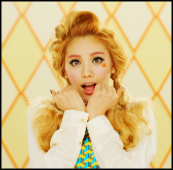 20 - MNO __ x - x Orange Caramel x - x