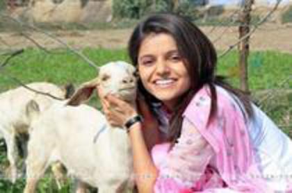 76985973_ZMVWFUO3 - Rubina Dilaik poze rare