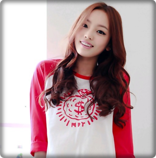 xD .. Joon iesti mort !! [ sare in spatele lui ]