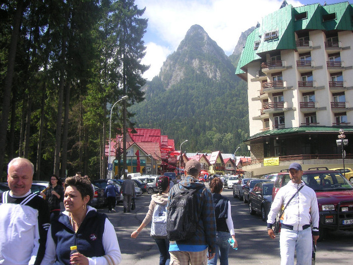 2551678450075666569pWqmbi_fs