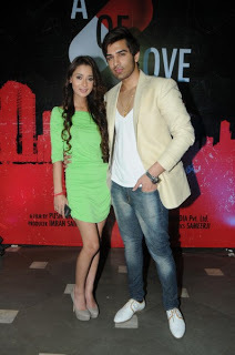 3_ Paras Chhabra & Sara Khan  DSC_0346
