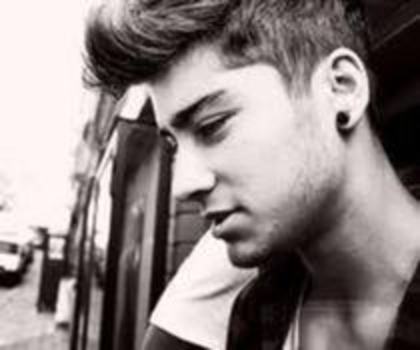 Zayn vroia sa se arunce in fata trenului