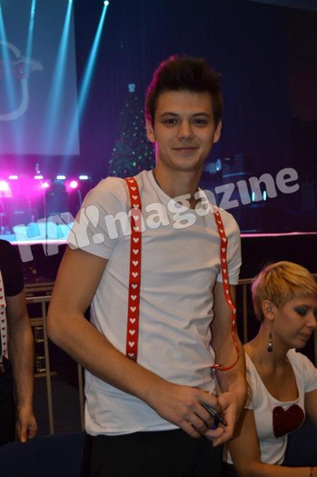 45337_460080890695881_1886891208_n