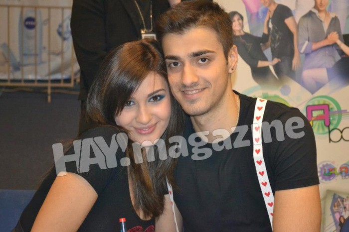 318408_460079497362687_1596163016_n