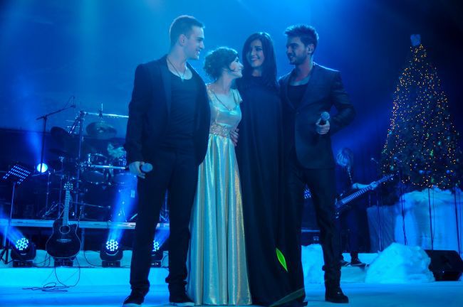 peste-5-000-de-fani-au-sarbatorit-in-avans-craciunul-cu-lala-band-la-sala-polivalenta-imagini-de-la-