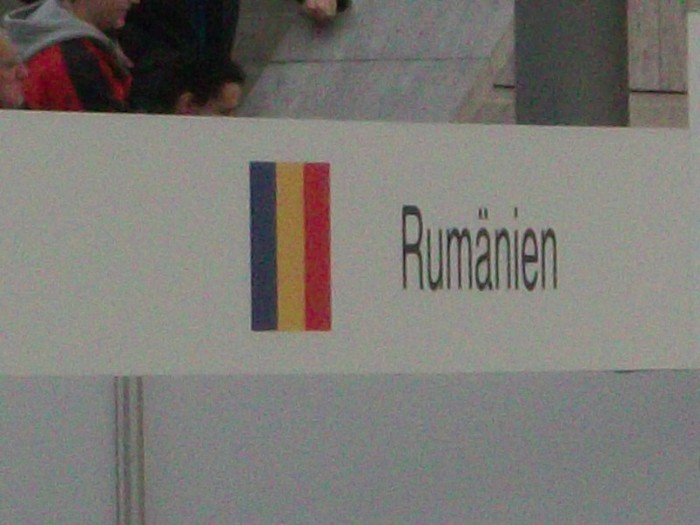 TRICOLORUL ROMANESC IN FATA - EXPOZITIA LEIPZIG 2012 PARTEA INTAI