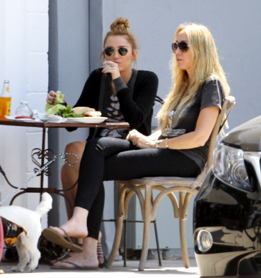 normal_42 - Out for Lunch in Studio City 2012