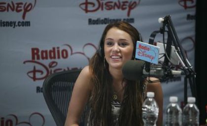 normal_2_(jamie) - Taking Over Radio Disney 2008