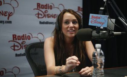 normal_3_(jamie) - Taking Over Radio Disney 2008