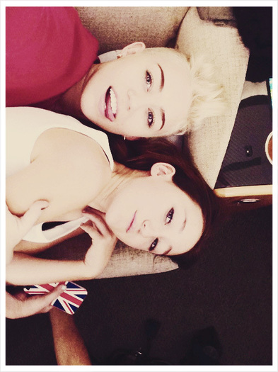 tumblr_mevmkh9AcQ1rnql55o1_500_large - 0x - Tumblrs - with - Miley