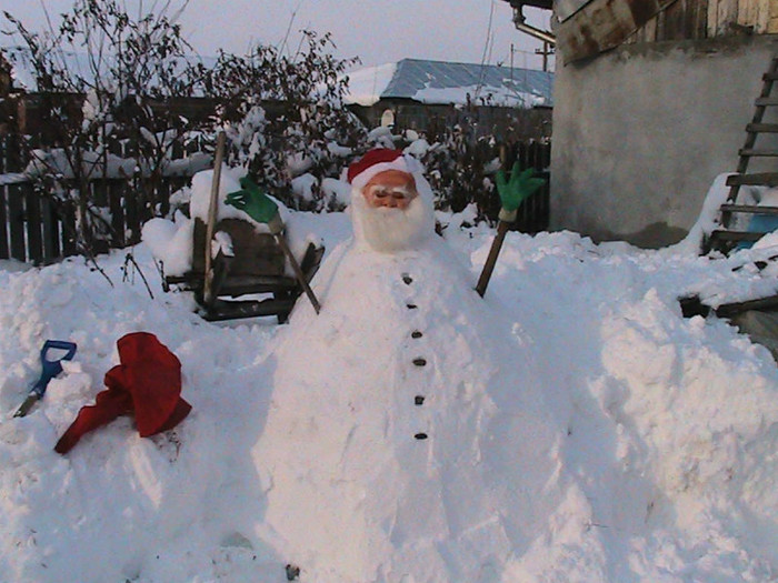 MOS CRACIUN DE BREZOAELE