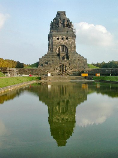 Leipzig-Memorial-to-the-battle-of-the-nations - i - Cu prietenii prin Leipzig