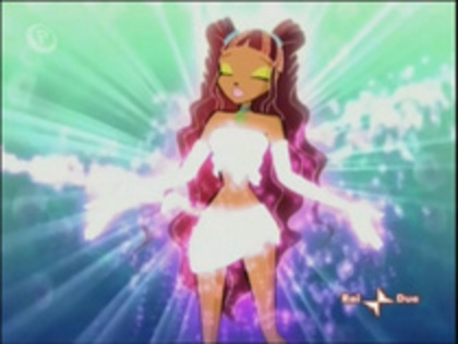  - winx club transform layla enchantinx