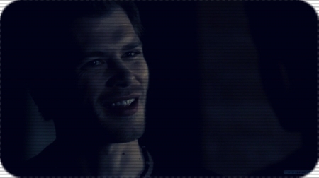 ;▶ *ii pune jacheta lui pe umeri*problema 1 rezolvata ;]]+eu as zice sa nu sari,dwa faci cum vrey;;] - Episode - 05