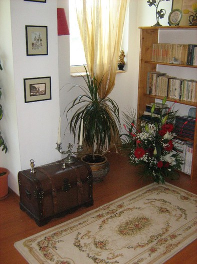 IMG_0654; cufar si flori
