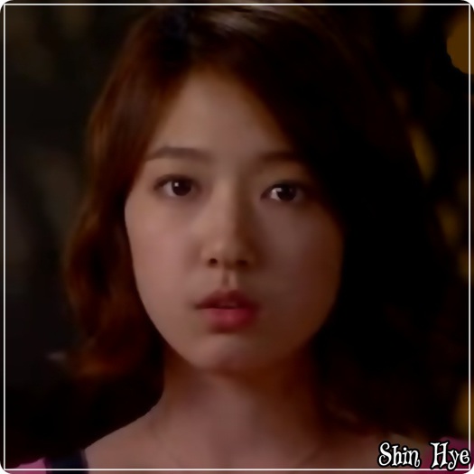 »; Asa..Mai am o intrebare..Cum e cu dragostea pe aici? :)) Care sunt cuplurile? :-?