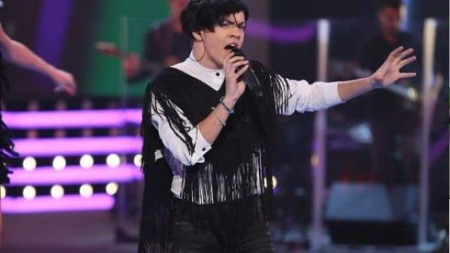 loredana-l-a-elogiat-pe-robert-reamzy-elevul-ei-de-la-vocea-romaniei-video