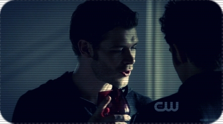 ;▶ bne, fhye cum ziky tu .. dar daka nu mananki nici acum n_o sa_ti fie prea bine .. - Episode - 05