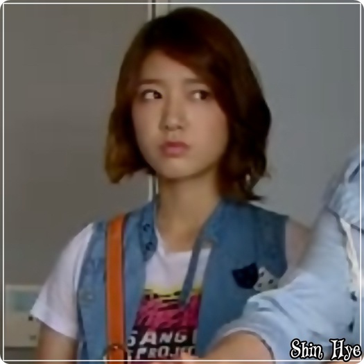 »; Daca tu spui :)) Heii-bye :))