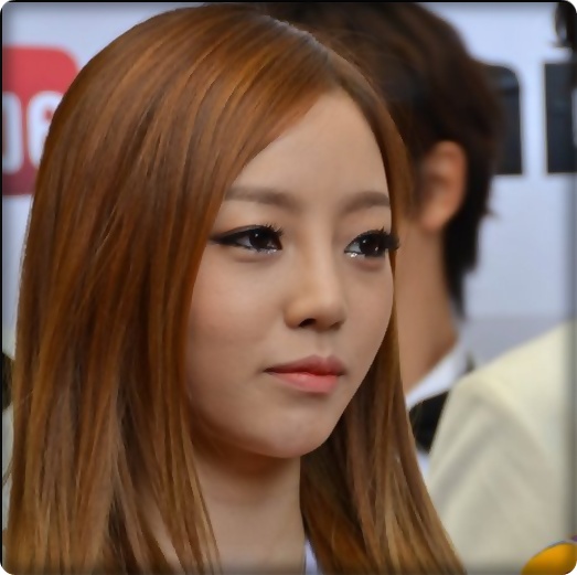 xD .. Hellow si bye oppa :-h